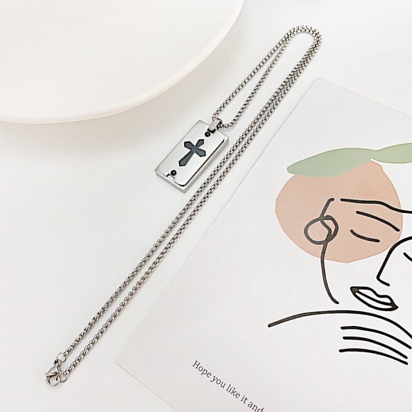 men cross necklace - Picture 3 of 4